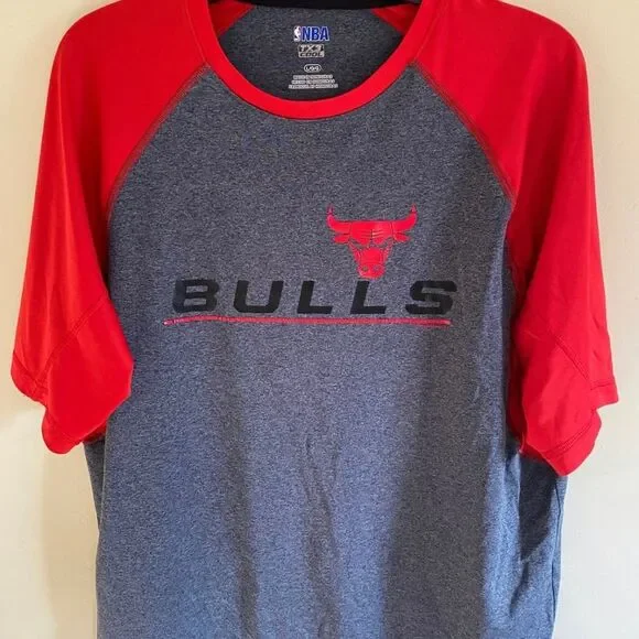 Men's MLB Chicago Bulls TX3 COOL Short Sleeve T- Shirt Size L - Picture 2 of 4